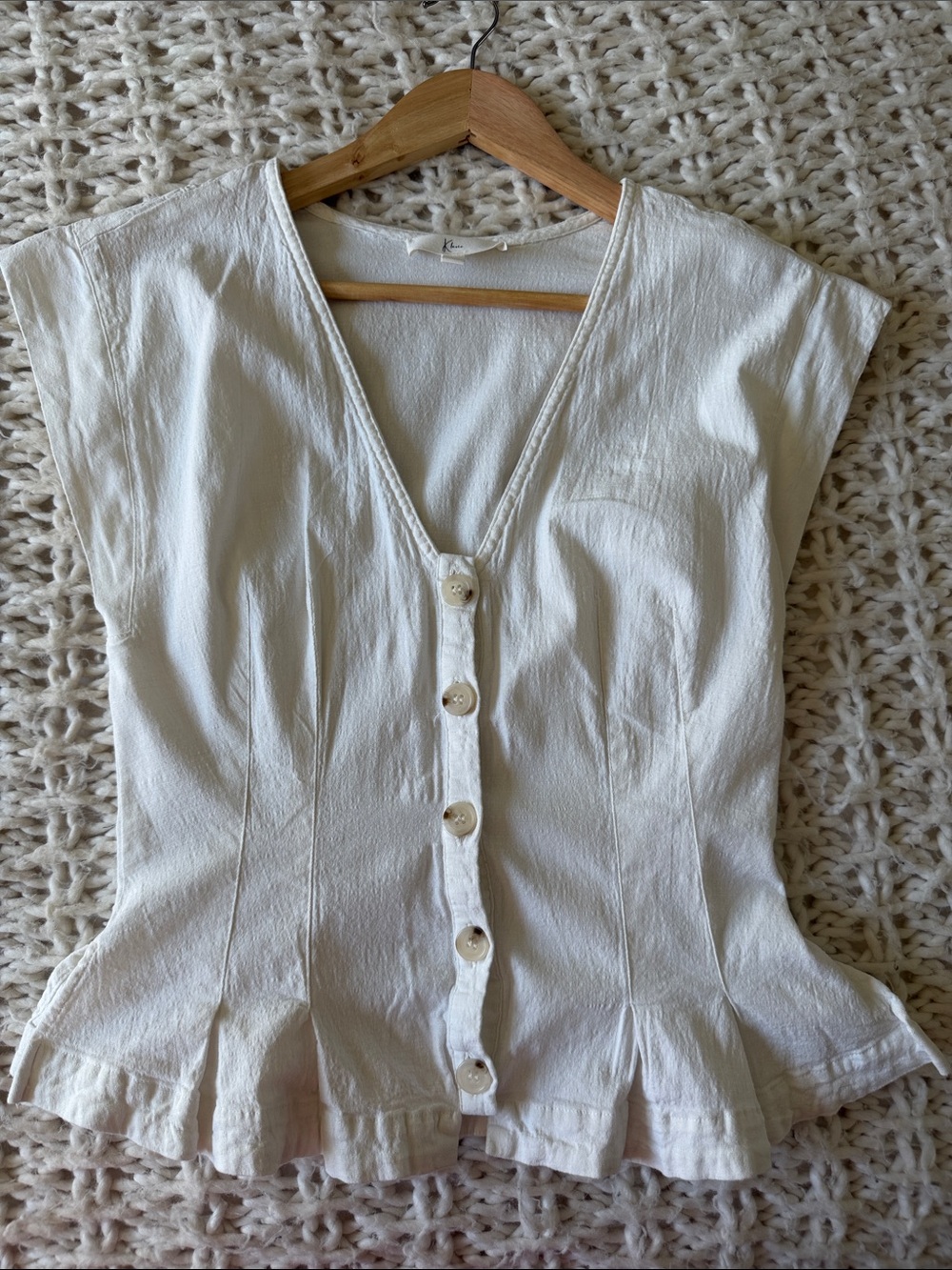 Lane 201 button down top